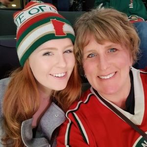 Meet your Posher, Connie